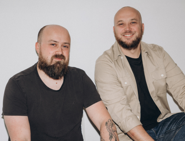 Adrian Roth and Łukasz Roth, founders of Bitnoise